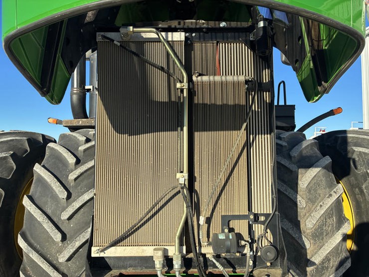 2013-john-deere-9510r-image-66