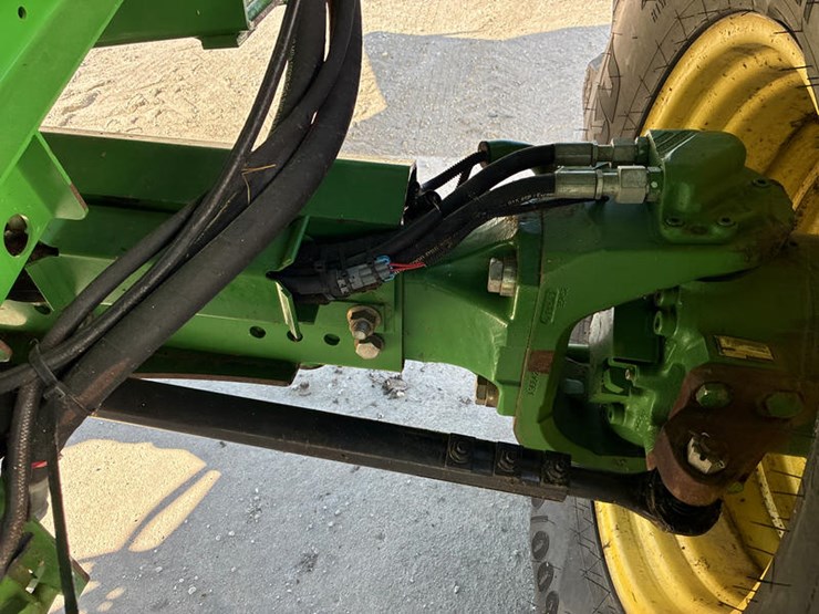 2013-john-deere-s670-image-43