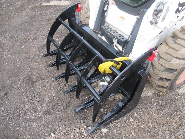 wildcat-60"-skid-steer-root-rake-grapple-image-1