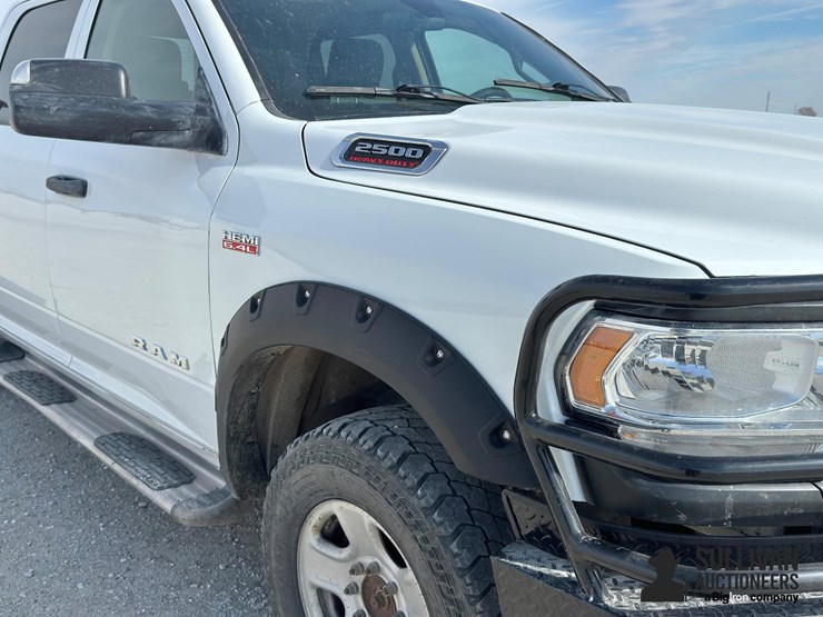 2019-ram-2500-hd-image-12