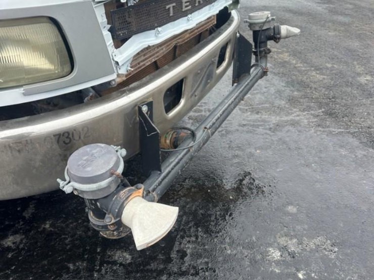 2007-sterling-l9000-4000-gallon-t/a-water-truck-image-36