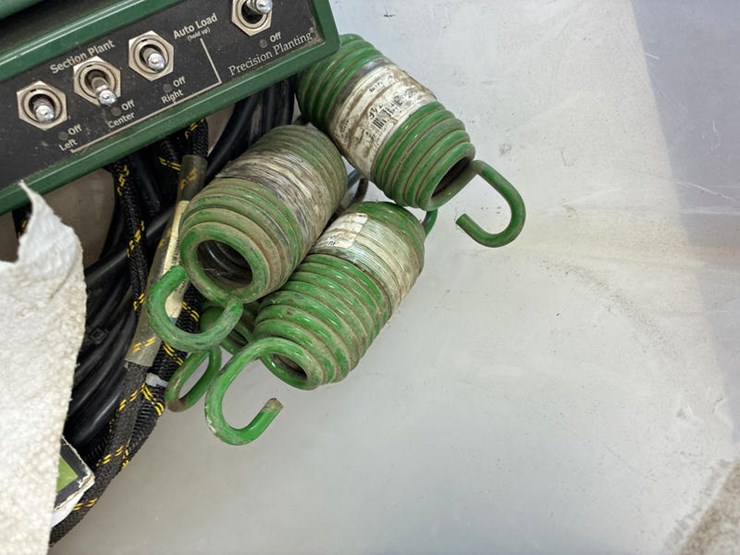 2004-john-deere-db90-image-95