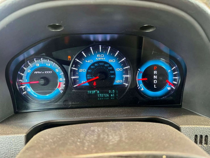 2012-ford-fusion-sel-fwd-4d-sedan-2.5-4cyl.-gasoline-(172,726-miles)-image-18