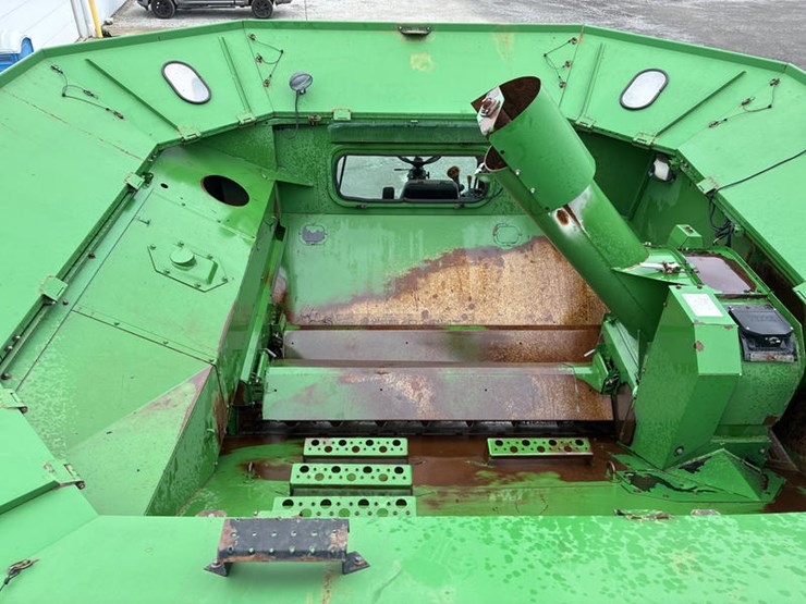 2004-john-deere-9660-sts-image-90