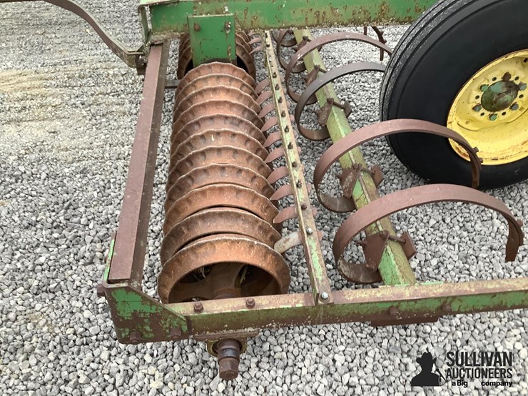 john-deere-16-image-10