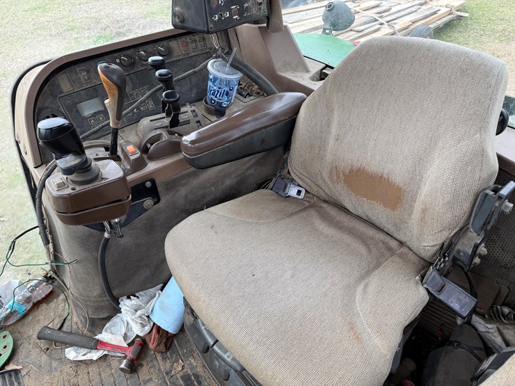 john-deere-7820-image-22