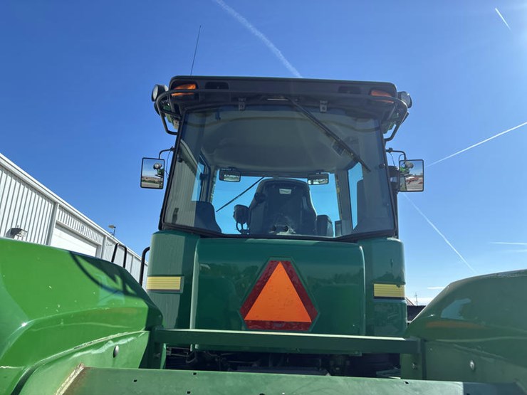 2009-john-deere-9530-image-26