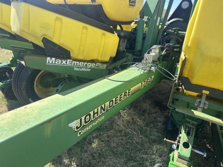 john-deere-1760-image-4