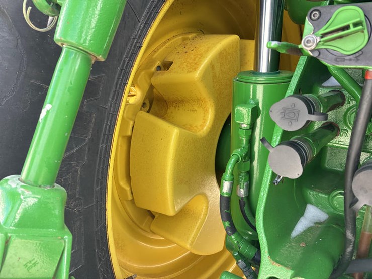 2013-john-deere-8335r-image-59