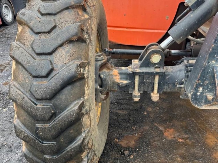 2015-jlg-g6-42a-image-26