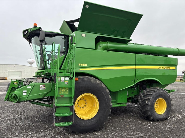 2014-john-deere-s680-image-9