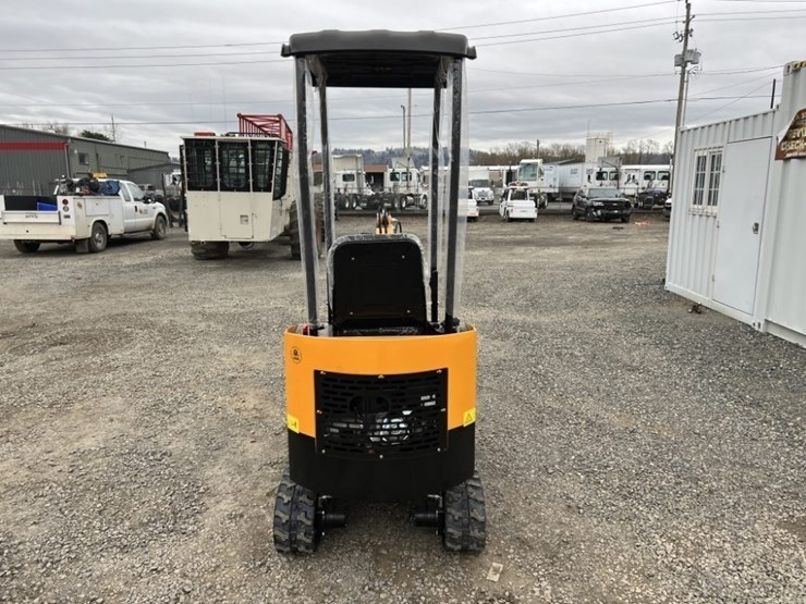 2026-miva-va13-mini-hydraulic-excavator-image-5