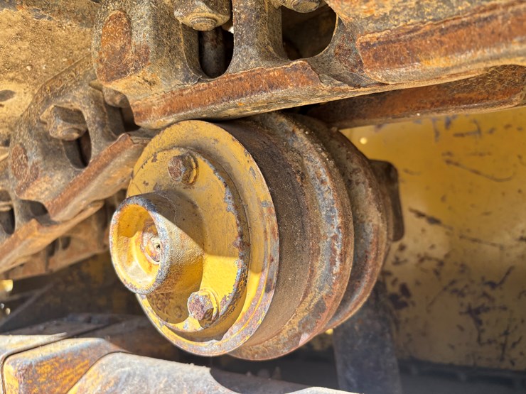 2005-caterpillar-d5g-xl-image-63