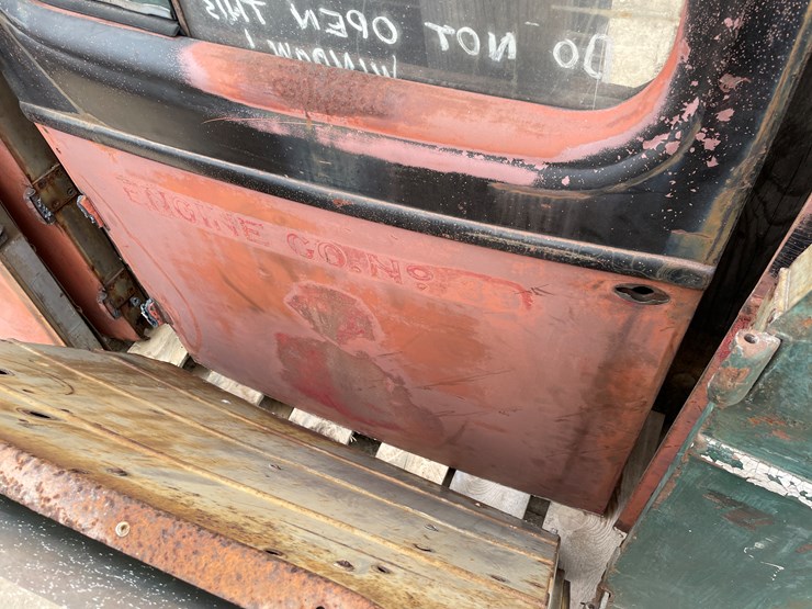 #4401-•-(2)-l-body-cfd-truck-doors-image-5