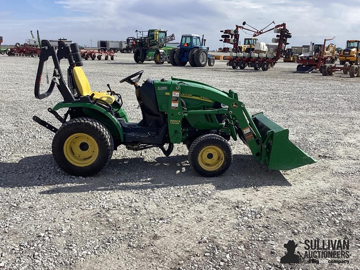 2012-john-deere-2320-image-4