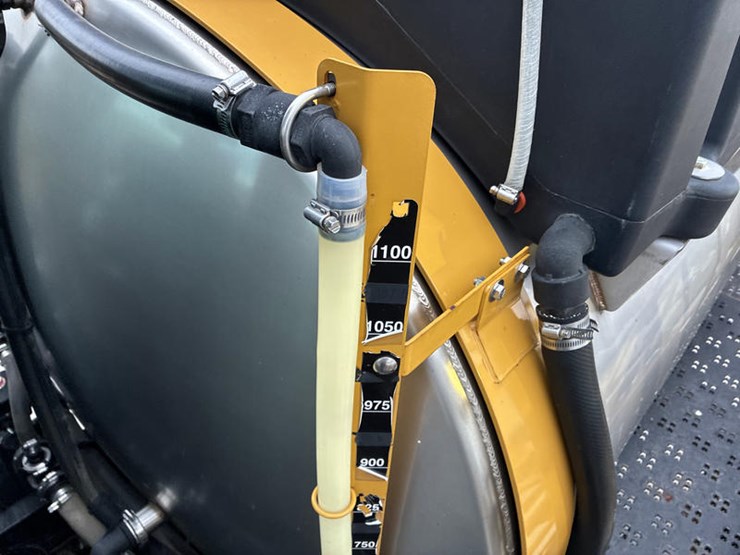 2015-ag-chem-rg1100-image-80