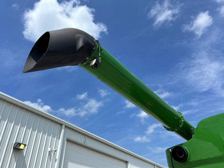 2022-john-deere-s780-image-32