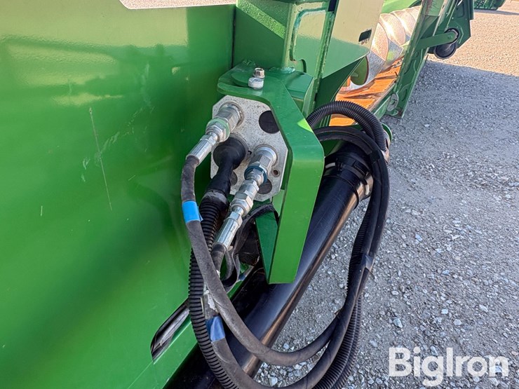 2014-john-deere-612c-image-11