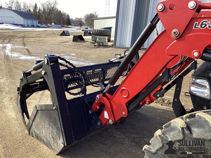 2021-case-ih-farmall-120c-image-11