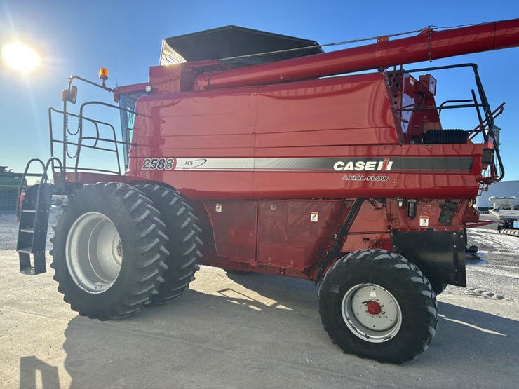 2008-case-ih-2588-image-8