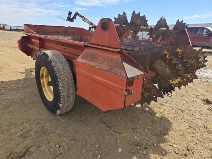 new-holland-513-image-9