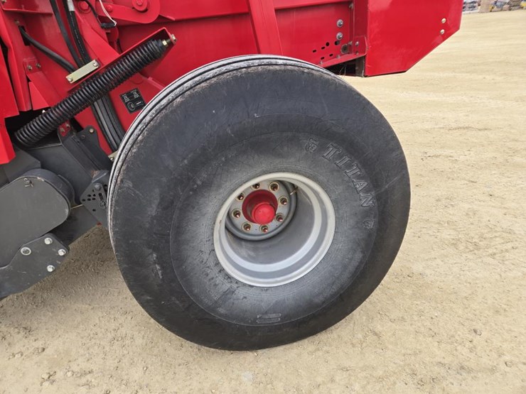 2011-massey-ferguson-2856-image-13