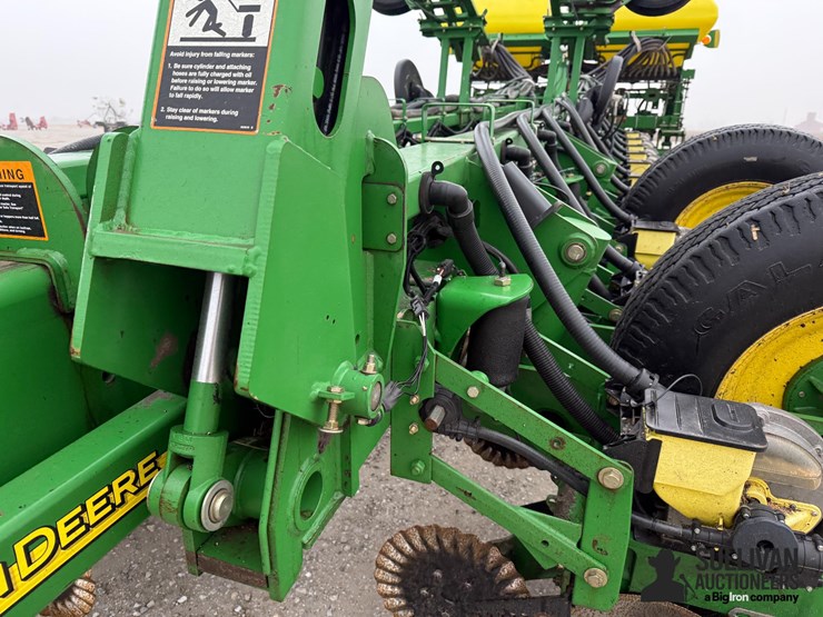 2009-john-deere-1770nt-ccs-image-17