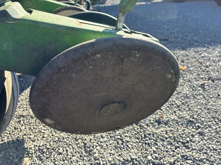 john-deere-7200-image-29