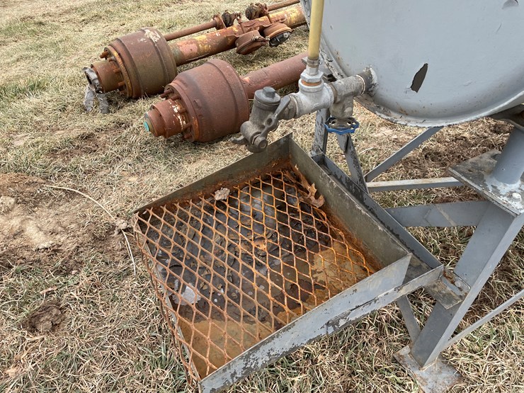 #4239-•-twin-basin-oil-dispensing-tank-image-11