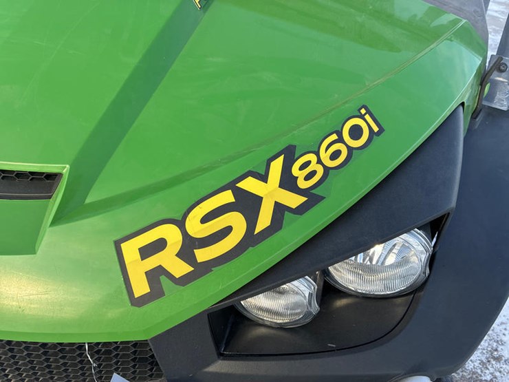 john-deere-gator-image-10