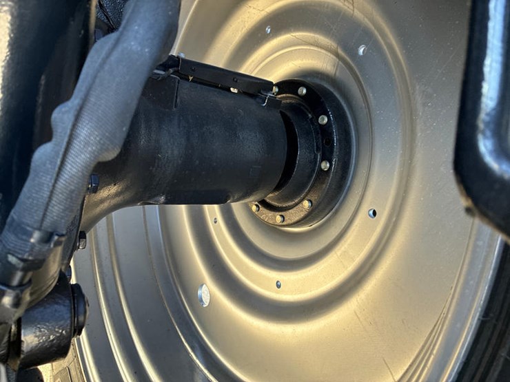 2024-case-ih-magnum-310-afs-connect-image-55