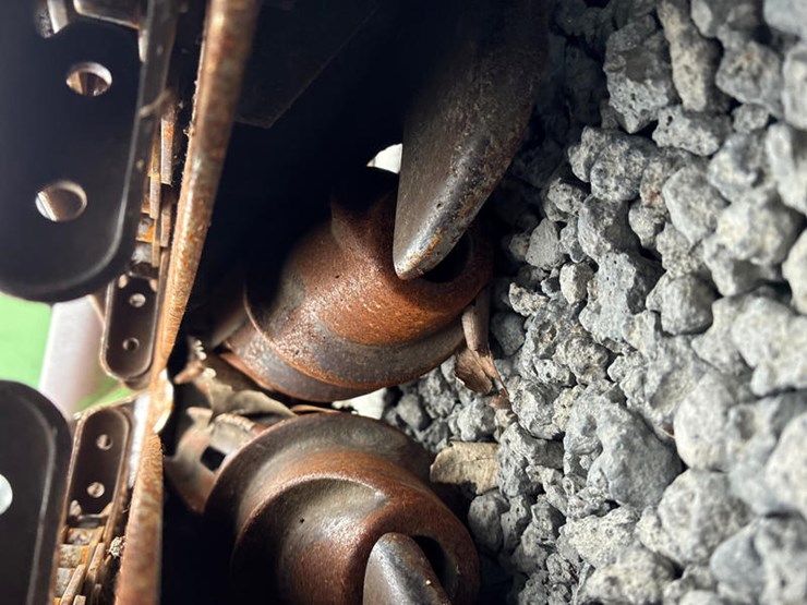 john-deere-843-image-24