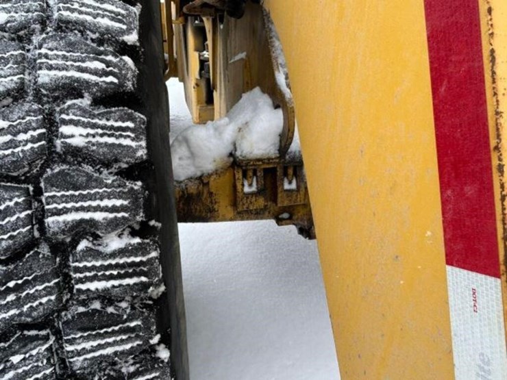 2001-caterpillar-928g-image-43