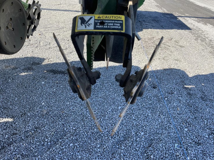 2004-john-deere-db90-image-61