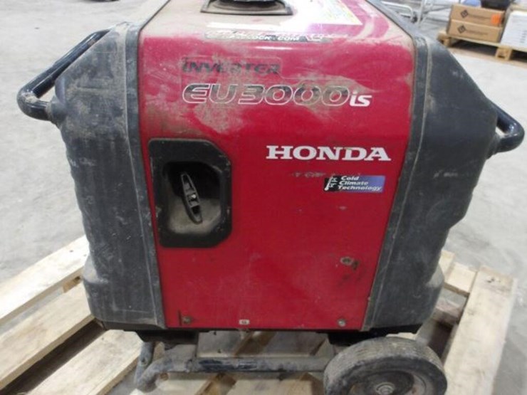 honda-eu3000is-image-15