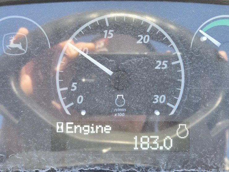 john-deere-4052m-image-15