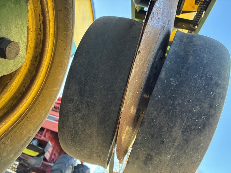 john-deere-7200-image-27