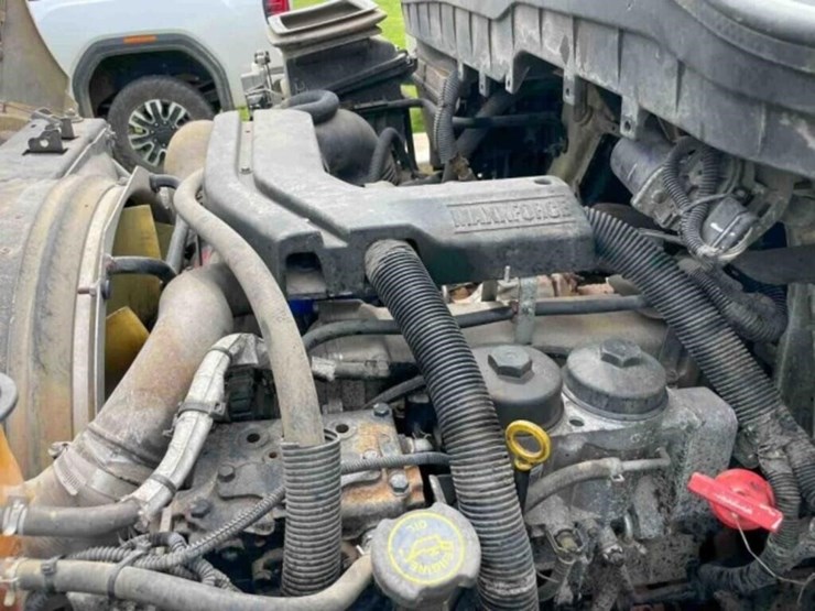 2014-international-durastar-4300-image-43