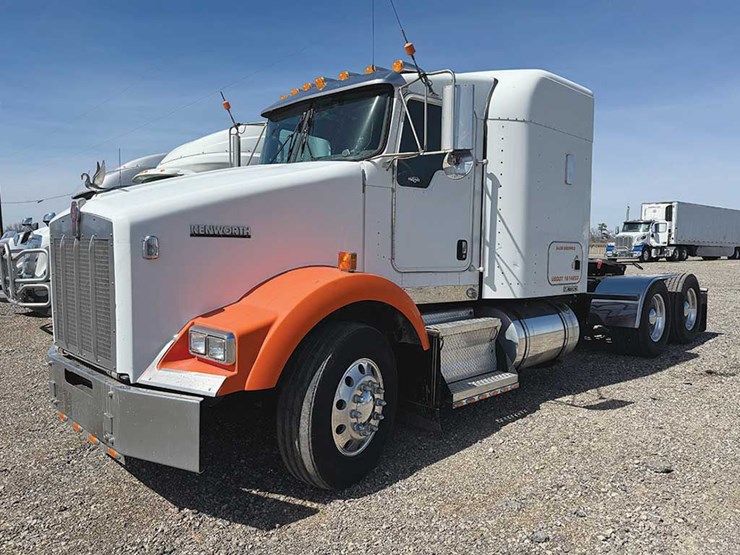 2007-kenworth-t800-image-1