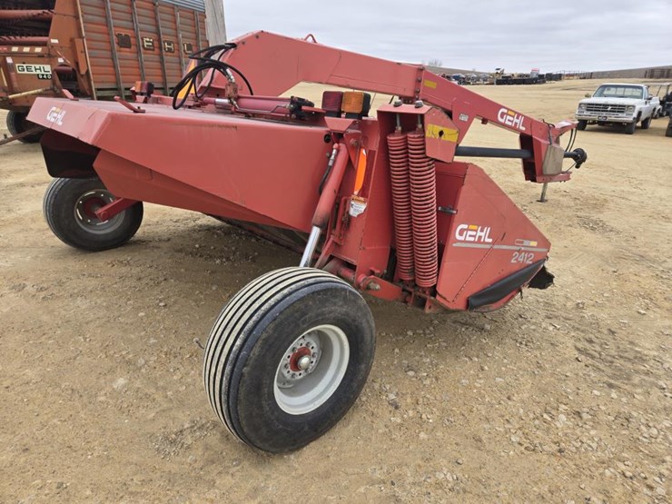 gehl-2412-image-8