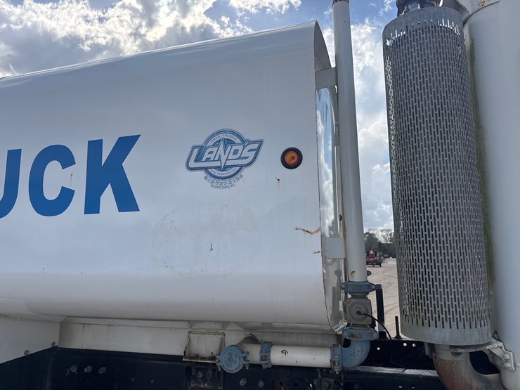 2006-peterbilt-357-image-14