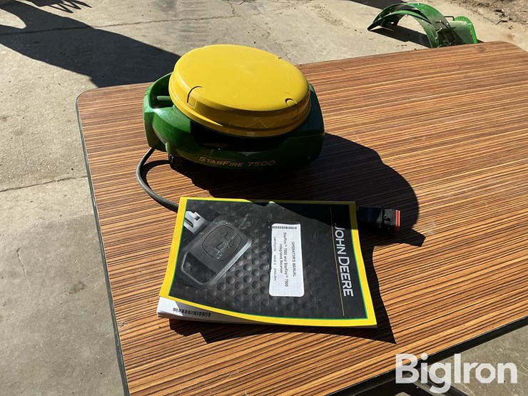 2024-john-deere-7500-image-8