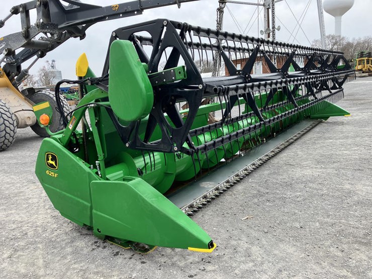 2011-john-deere-625f-image-15