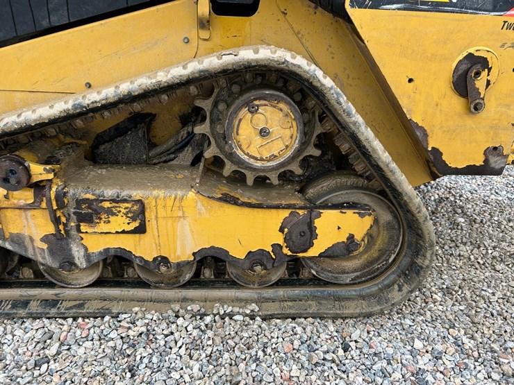 2019-caterpillar-259d-image-20