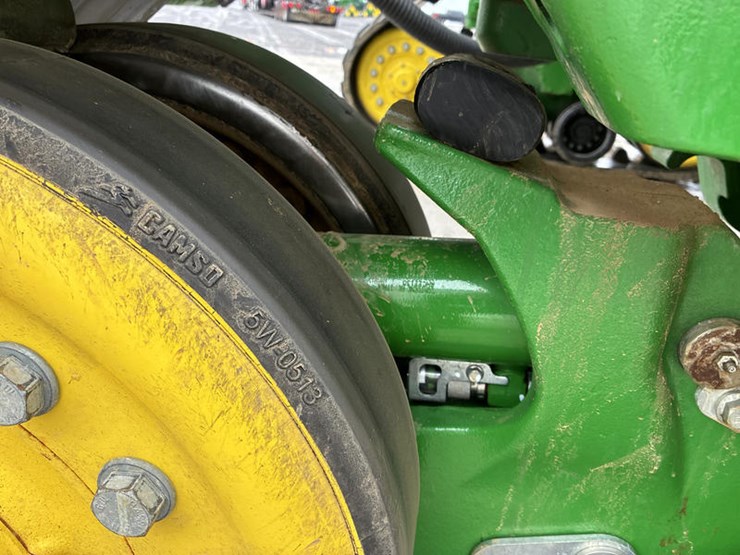 2021-john-deere-8rx-410-image-53