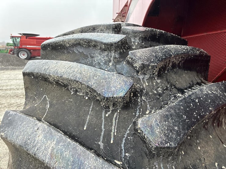 2000-case-ih-2388-image-34