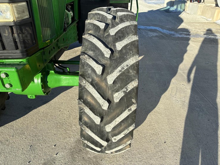 1994-john-deere-7700-image-40