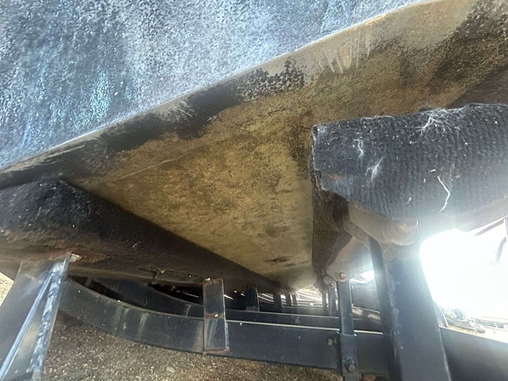 sea-ray-270-sundancer-boat-image-31