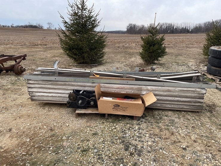 #4255-•-industrial-insulated-garage-door-image-2