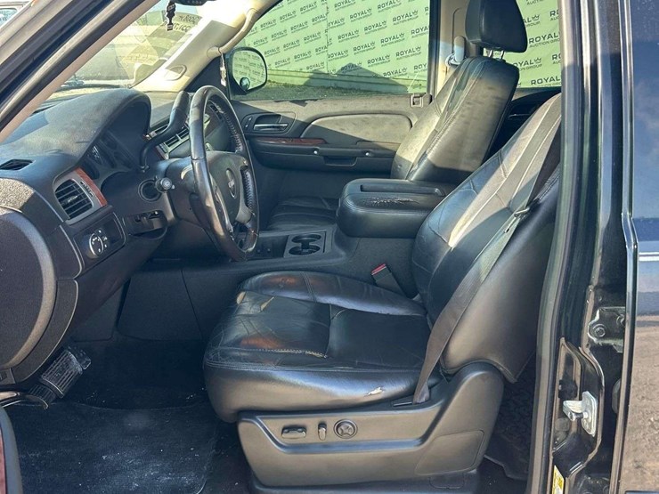 2008-gmc-yukon-xl-image-12